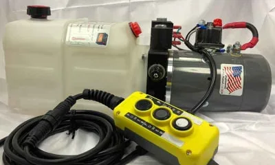 Trailer hydraulic pump and components